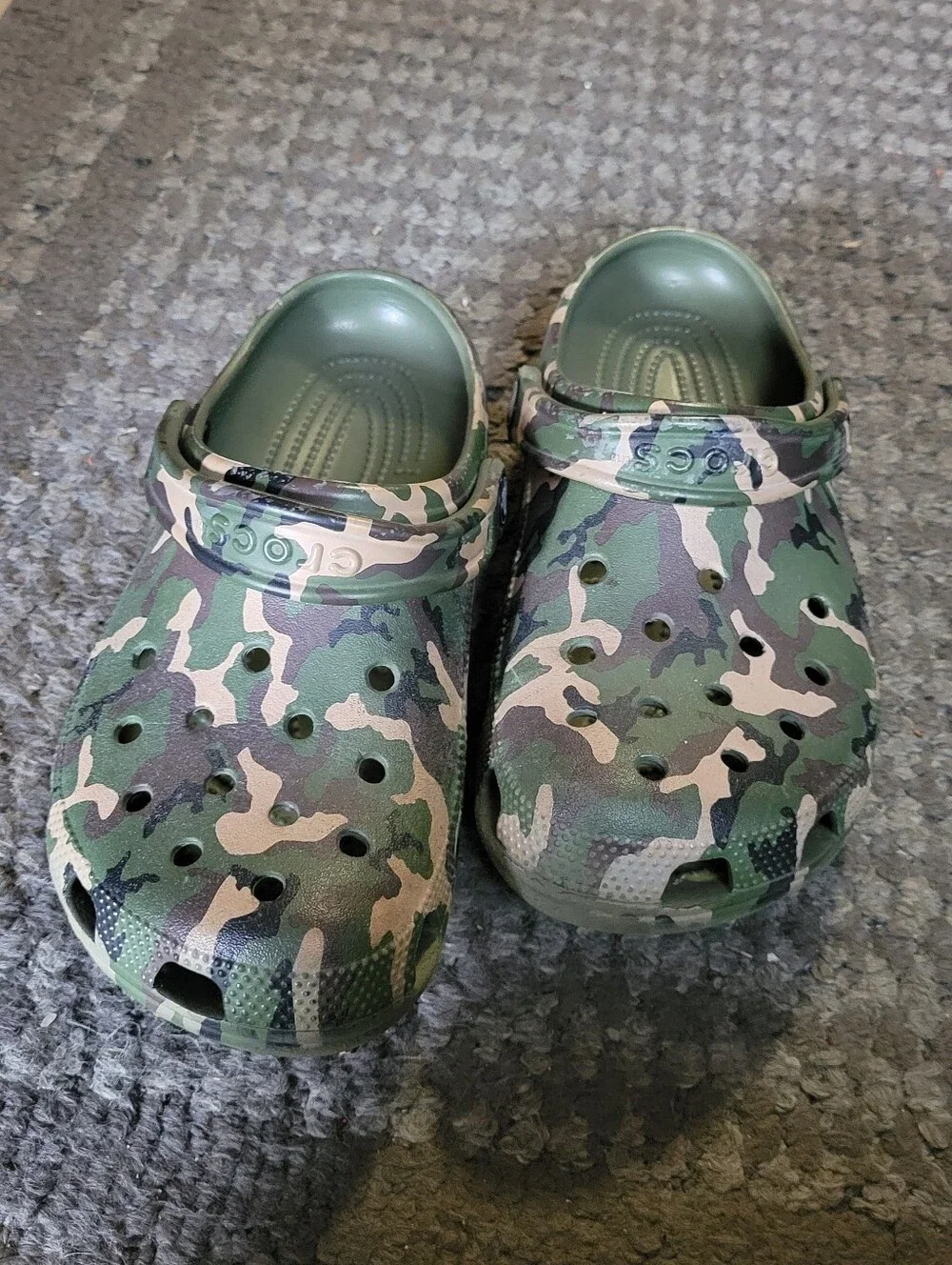 CROCS Mens Camoflauge Clogs
